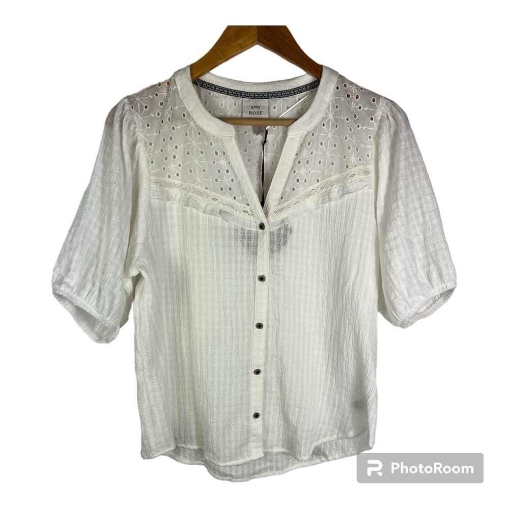 Knox Rose Short Puff Sleeve Top Ivory Eyelet Accent Button Front NWT Sz M